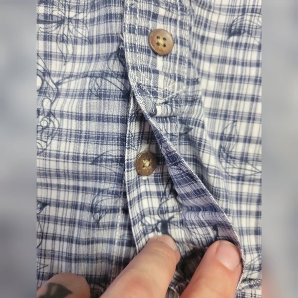 BUNDLE & SAVE Baby Gap plaid/floral/skull print shirt - Picture 4 of 9